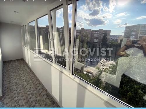 квартира по адресу Науки просп., 9