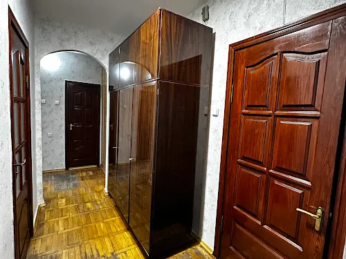 квартира за адресою Срібнокільська вул., 16