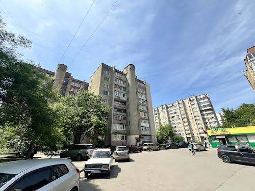 квартира по адресу Надворнянская ул., 32