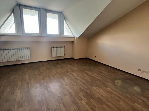 комерційна за адресою Зелена вул., 131