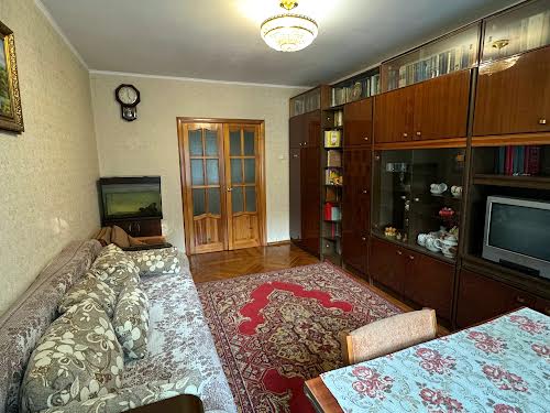 квартира за адресою Феофіла Яновського вул., 2