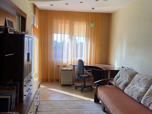 квартира за адресою Академіка Андрія Сахарова вул., 82