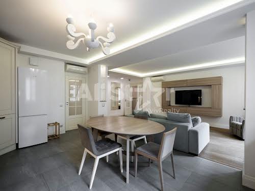 квартира за адресою Дмитрівська вул., 75