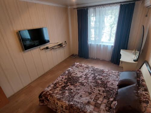 квартира за адресою Космонавтів вул., 146б