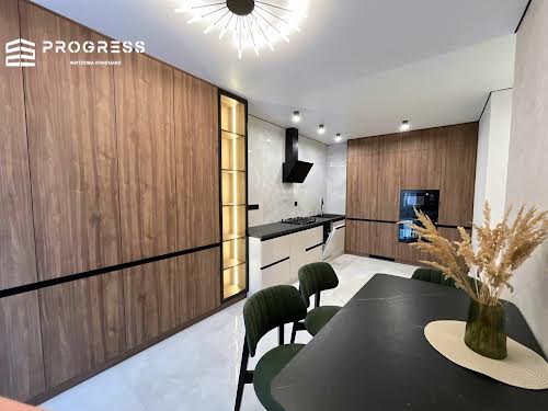 квартира за адресою Юліана Пелеша вул., 8