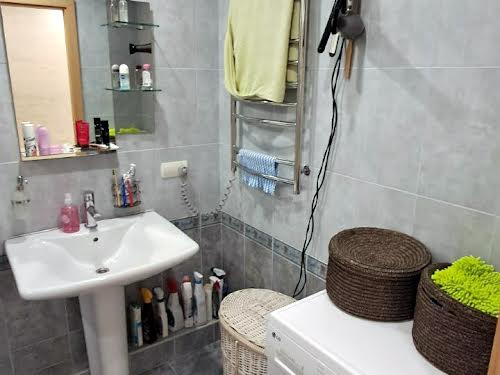 квартира за адресою Краснова вул., 12