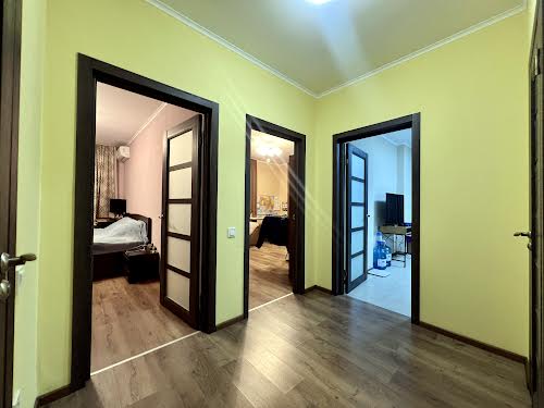 квартира по адресу Ревуцкого ул., 40г