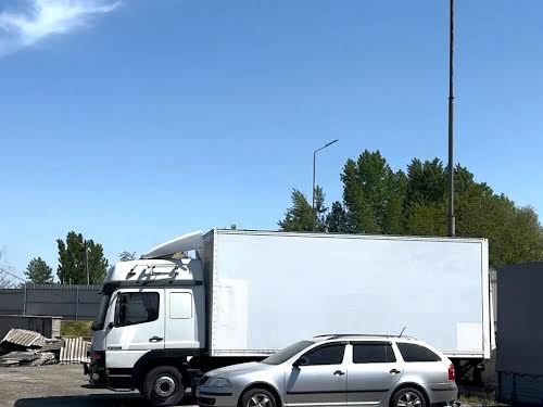комерційна за адресою Космічна вул., 34