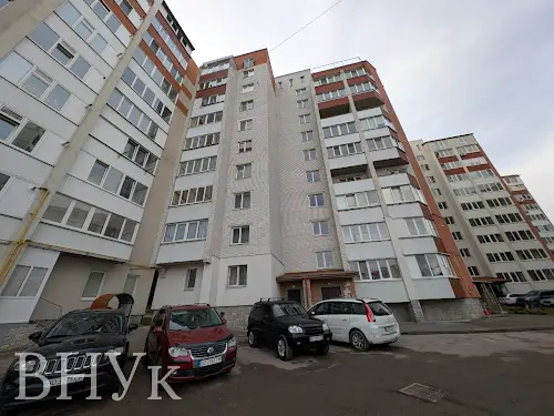 квартира за адресою Тролейбусна вул., 5б