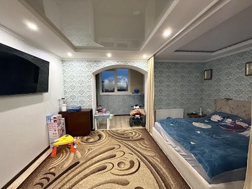 квартира за адресою Центральна вул. (Мічуріна), 33