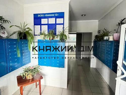 квартира за адресою Миколи Бажана просп., 12