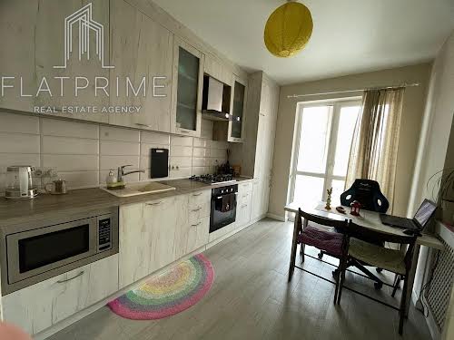 квартира за адресою Метрологічна вул., 15