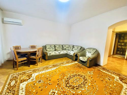 квартира за адресою Старонаводницька вул., 6