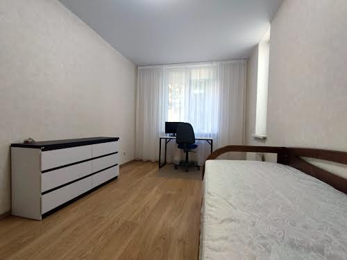 квартира за адресою Регенераторна вул., 4 к1-9