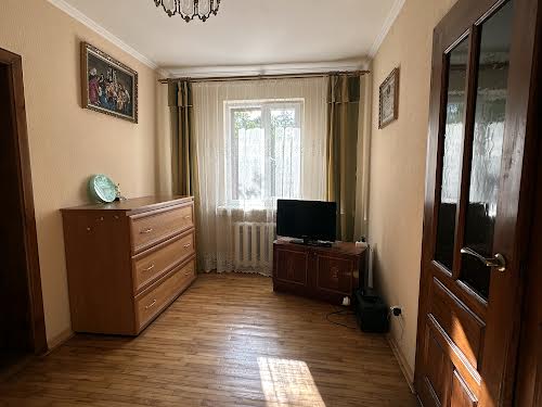дом по адресу Романа Сушко ул.