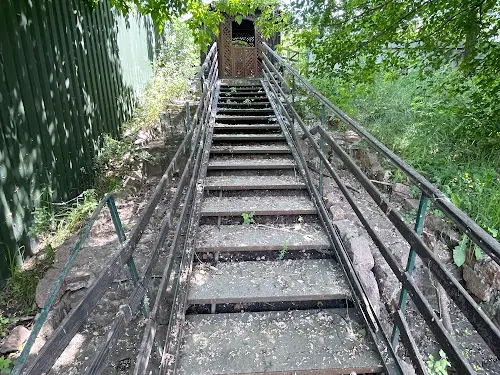 дом по адресу Деснянская ул.