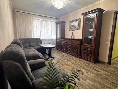 квартира за адресою Боголюбова вул., 35