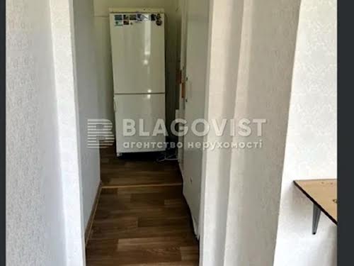 квартира за адресою Симиренка вул., 5