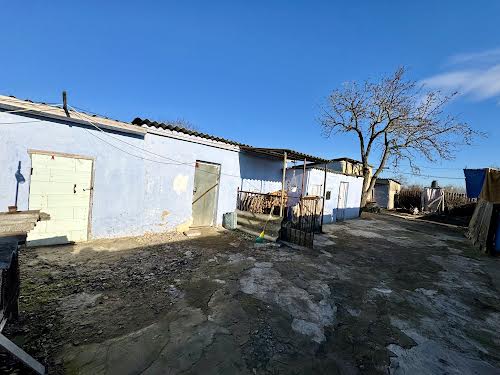дом по адресу п. Благодаревка (Комсомольское), Молодіжна, 15