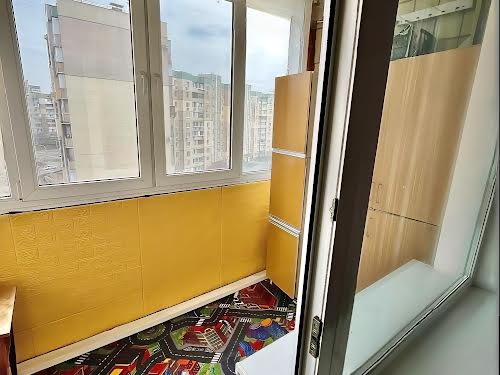 квартира за адресою Ревуцького вул., 18 а
