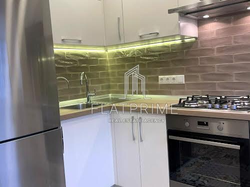 квартира за адресою Русанівський бульв., 5