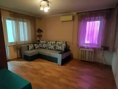 квартира за адресою Небесної Сотні просп. (Маршала Жукова), 87а