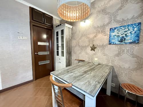 квартира по адресу Червоной Калины просп. (Владимира Маяковского), 38б