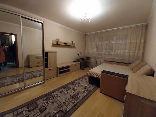 квартира по адресу Героев Днепра ул., 61