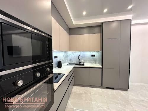 квартира за адресою Михайла Максимовича вул. (Онуфрія Трутенка), 28-Е