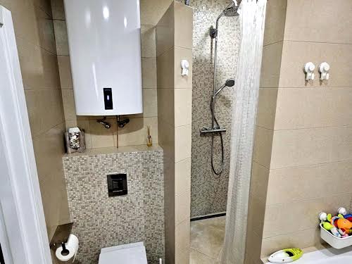 квартира за адресою Драгоманова вул., 2