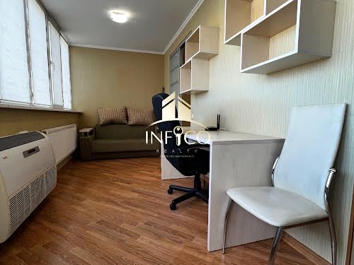 квартира по адресу Героев Днепра ул., 21