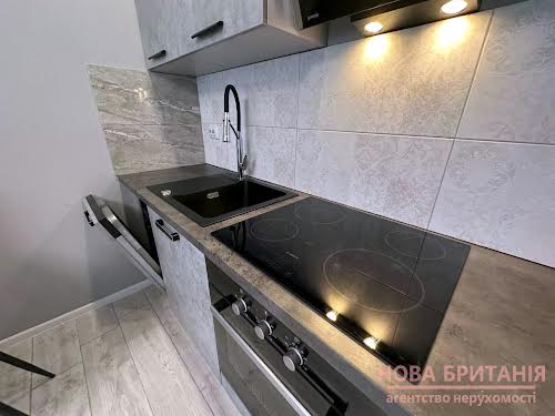 квартира за адресою Михайла Максимовича вул. (Онуфрія Трутенка), 24-Б