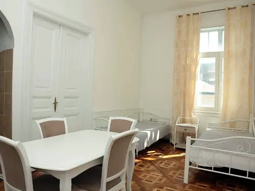 квартира по адресу Шота Руставели ул., 32