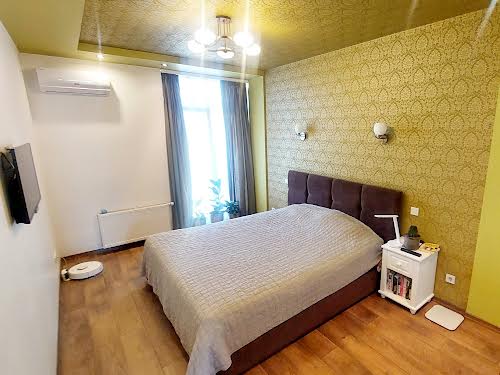 квартира за адресою Регенераторна вул., 4к1