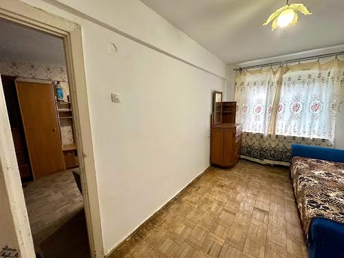 квартира за адресою Михайла Максимовича вул., 6