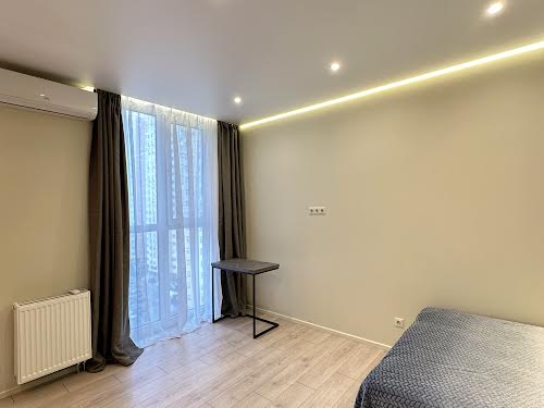квартира за адресою Сім'ї Кульженків вул. (Петра Дегтяренка), 37