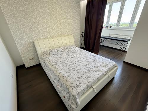 квартира по адресу Академика Глушкова просп., 9-В