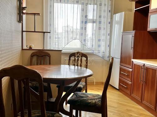квартира по адресу Анны Ахматовой ул., 3