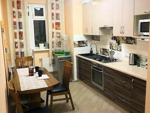 квартира за адресою Під Голоском вул., 8
