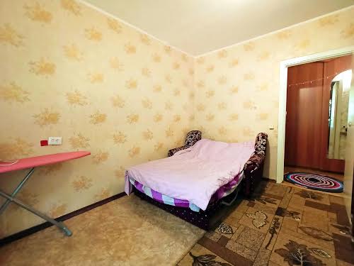 квартира за адресою Текстильників вул., 11а