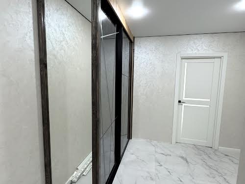 квартира за адресою Білогірська вул., 13
