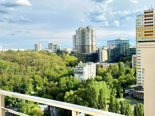 квартира по адресу Митрополита Василия Липковского ул. (Урицкого), 37-В