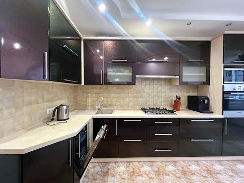 квартира за адресою Чорновола, 11А