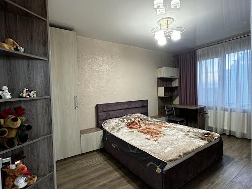 квартира за адресою Гранітна вул., 3
