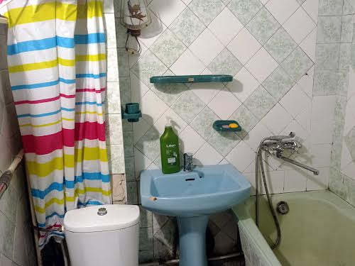 квартира за адресою Олексія Вадатурського вул. (Маршала Малиновського), 65
