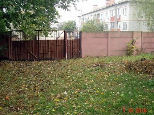 комерційна за адресою Дружбы, 80
