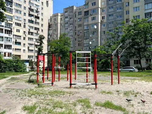 квартира по адресу Зои Гайдай ул., 9-А