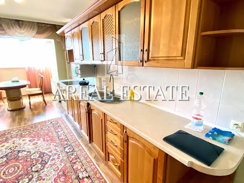 квартира за адресою Святошинська пл., 1