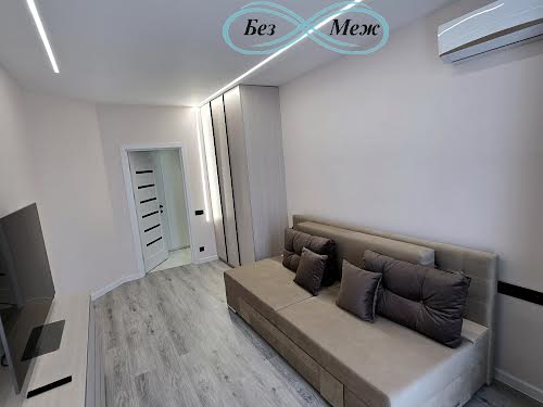 квартира за адресою Боголюбова вул., 44