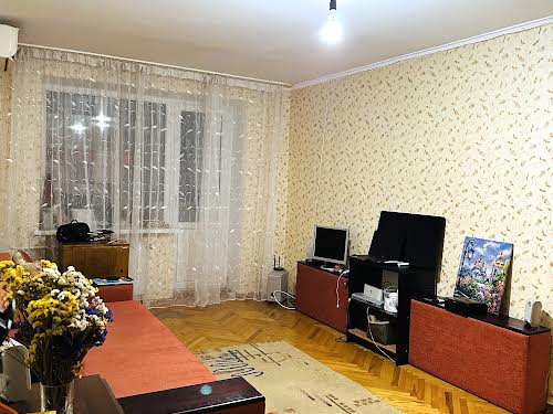 квартира за адресою Волинська вул., 25